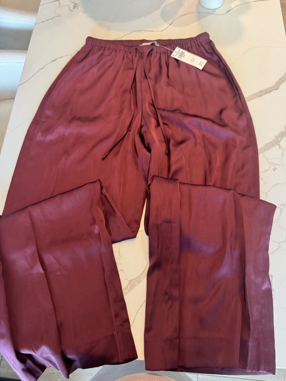 Abercrombie & Fitch Satin Wide-Leg Pants in Wine